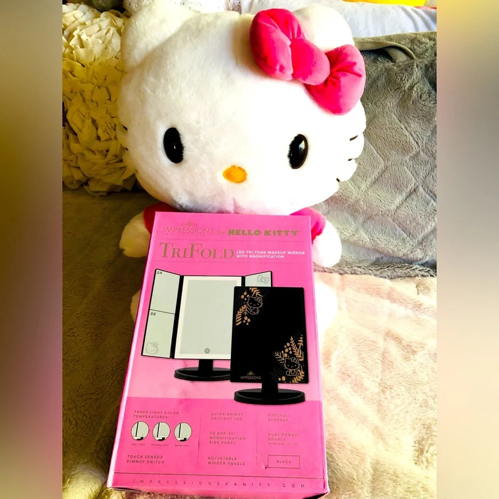 Hello Kitty Impressions Black Tri Fold Vanity Mirror LED Magnification NEW